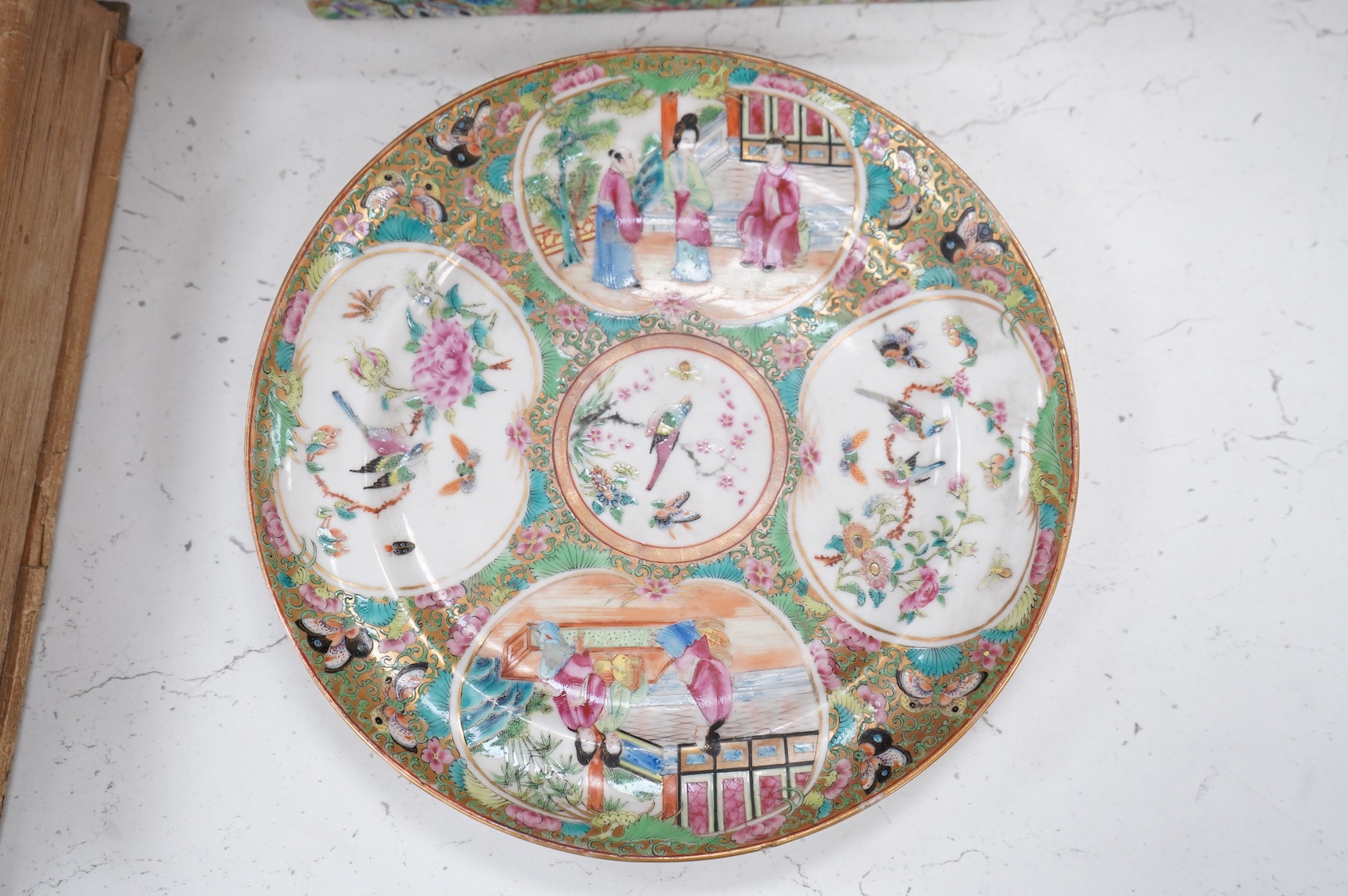 A Chinese famille rose pen box, and a similar plate, c.1830, 19.5cm wide